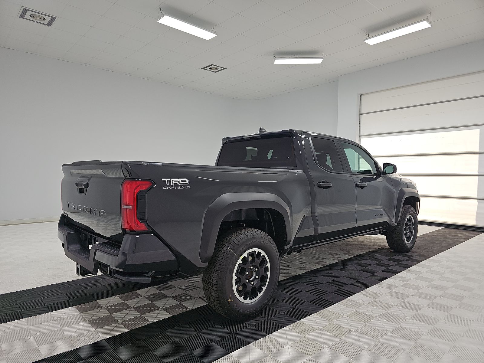 2025 Toyota Tacoma TRD Off-Road AWD