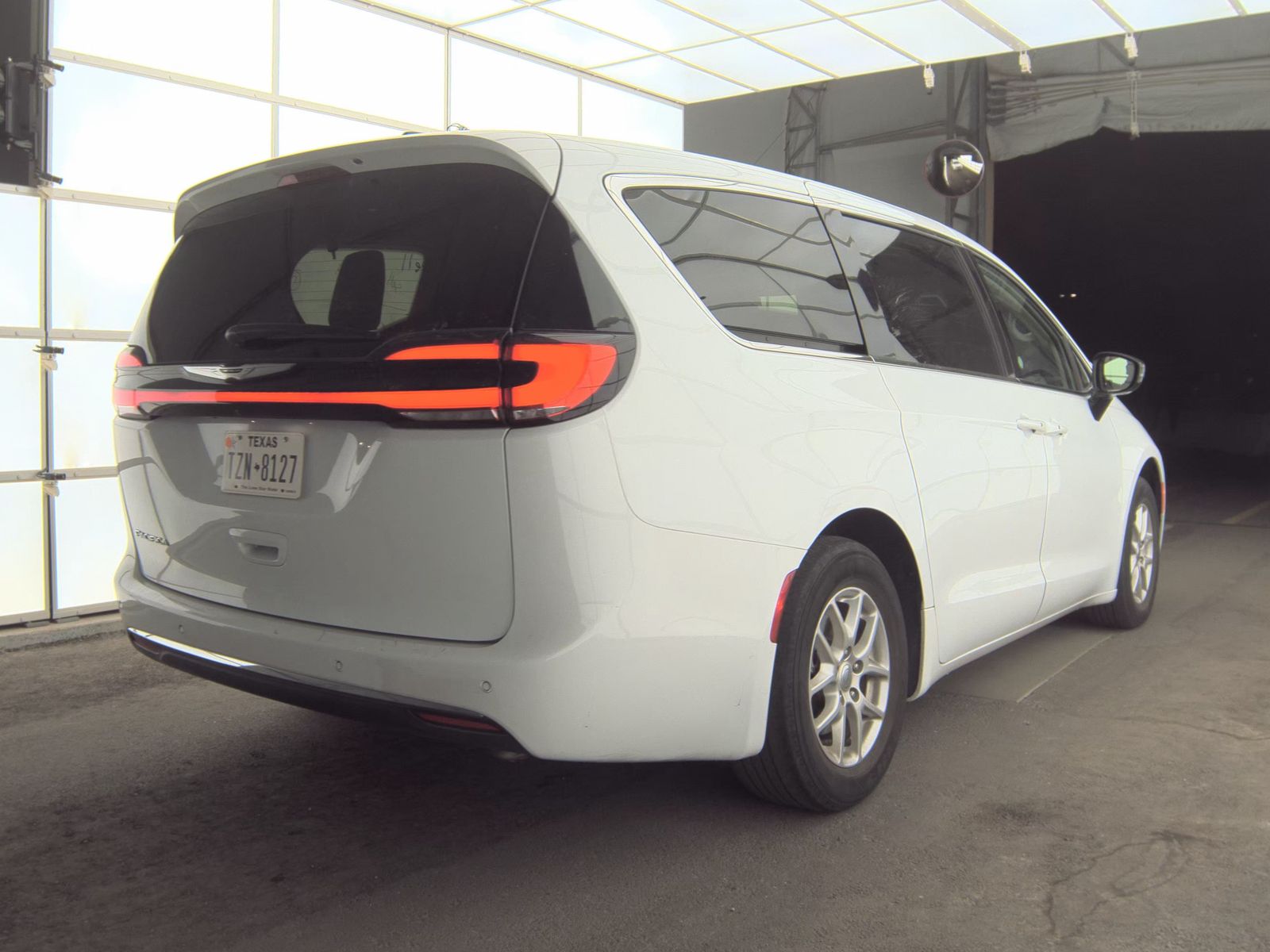 2024 Chrysler Pacifica Touring L FWD