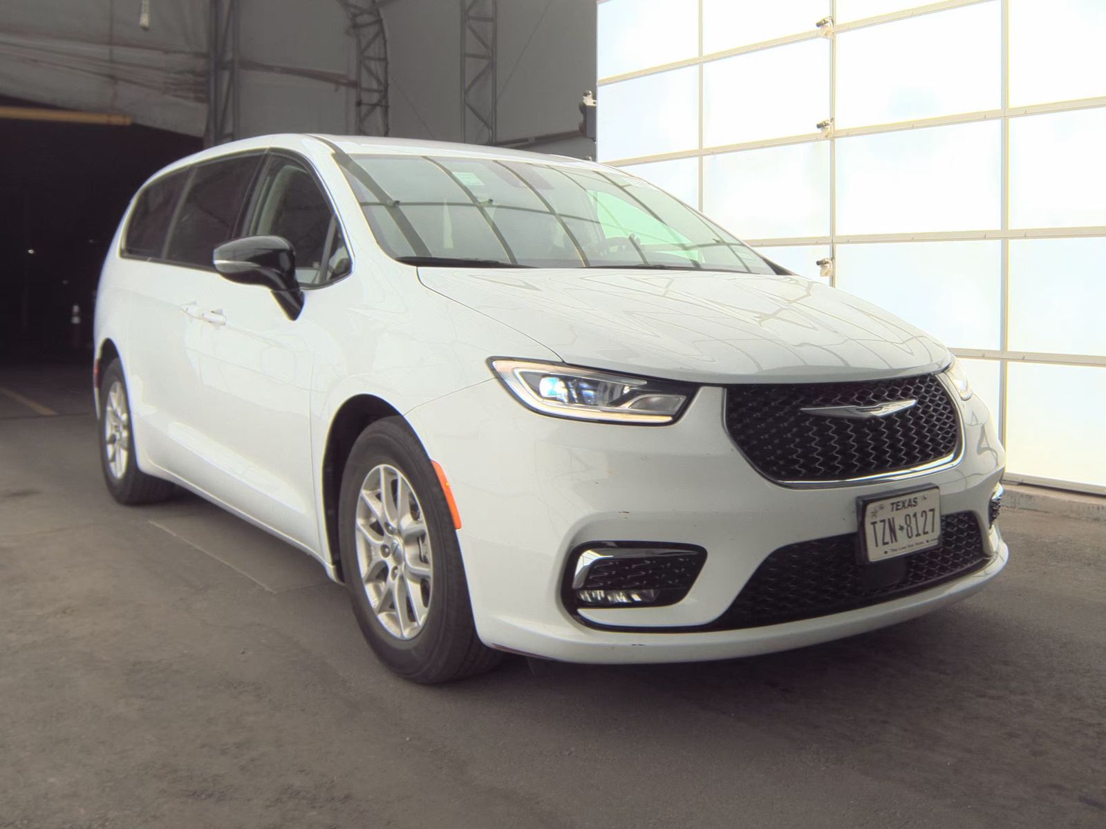 2024 Chrysler Pacifica Touring L FWD