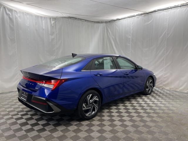 2025 Hyundai Elantra Hybrid Limited FWD