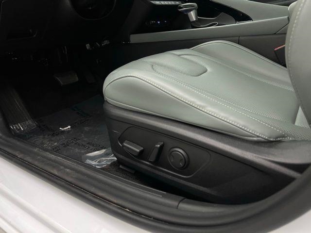 2025 Hyundai Elantra Hybrid Limited FWD