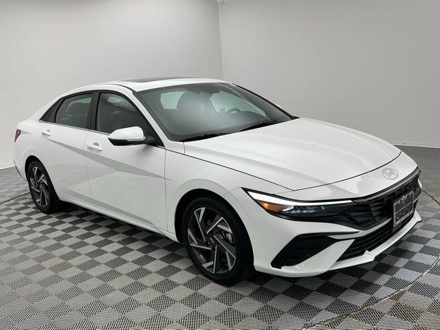 2025 Hyundai Elantra Hybrid Limited FWD