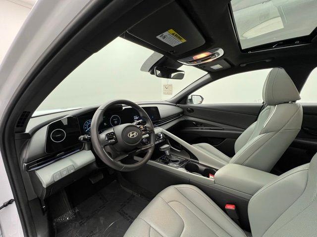 2025 Hyundai Elantra Hybrid Limited FWD