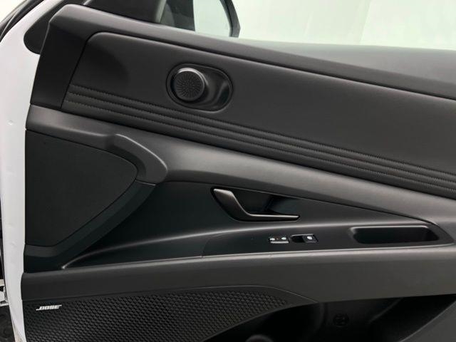 2025 Hyundai Elantra Hybrid Limited FWD