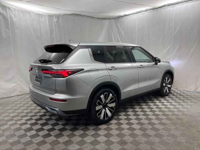 2025 Mitsubishi Outlander SE AWD