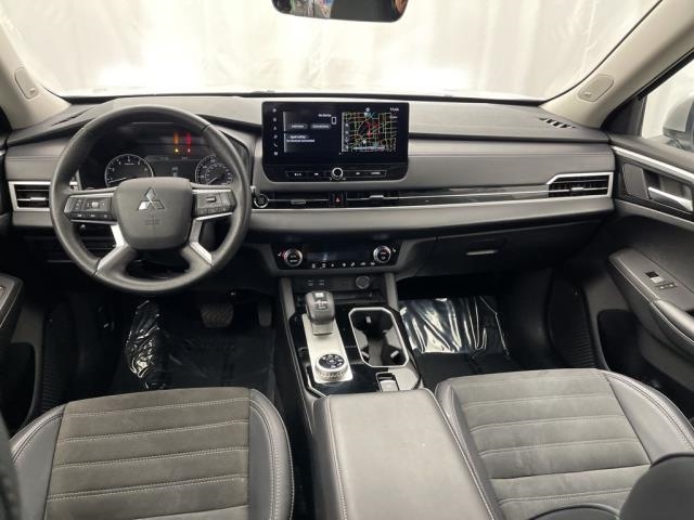 2025 Mitsubishi Outlander SE AWD