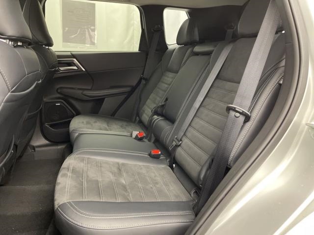 2025 Mitsubishi Outlander SE AWD