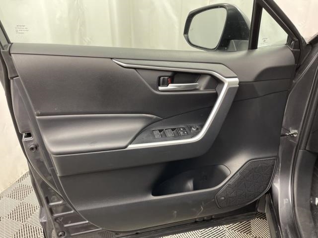 2025 Toyota RAV4 Hybrid XLE AWD