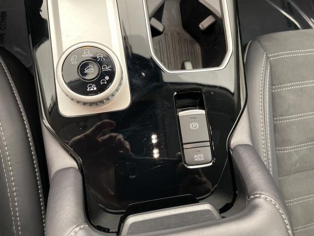 2025 Mitsubishi Outlander SE AWD