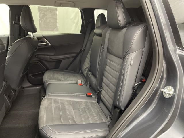 2025 Mitsubishi Outlander SE AWD