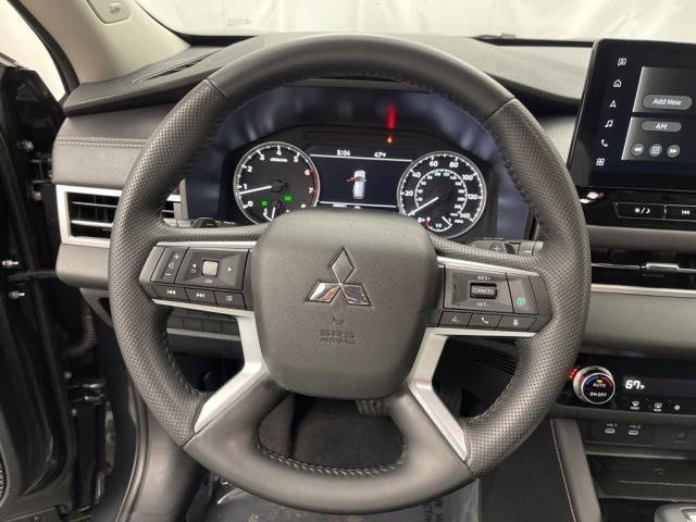 2025 Mitsubishi Outlander SE AWD