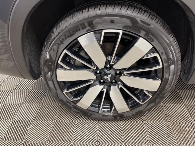 2025 Mitsubishi Outlander SE AWD