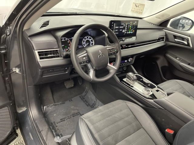 2025 Mitsubishi Outlander SE AWD