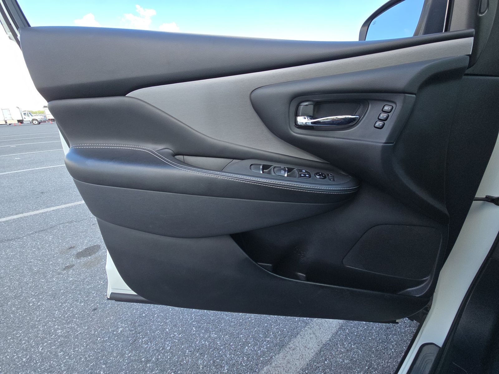 2023 Nissan Murano SL AWD