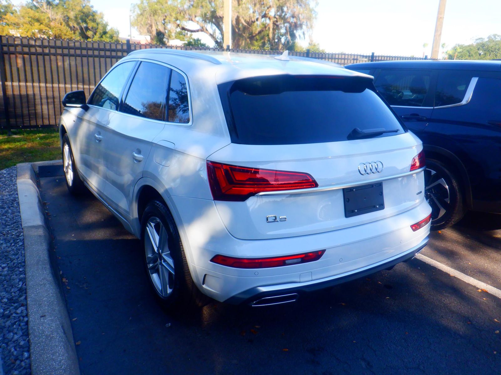 2022 Audi Q5 e Plug-In Hybrid S line Premium AWD