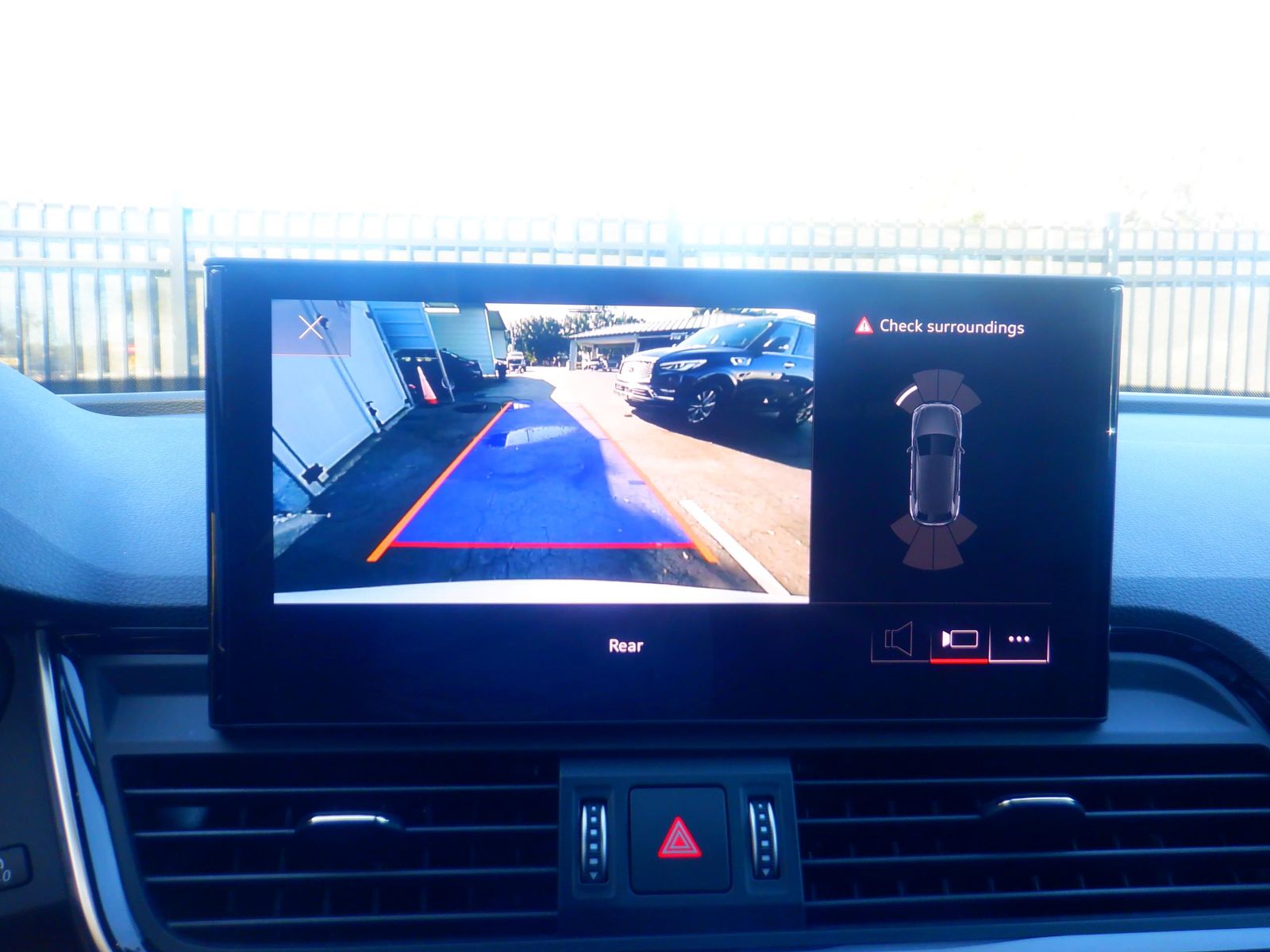 2022 Audi Q5 e Plug-In Hybrid S line Premium AWD