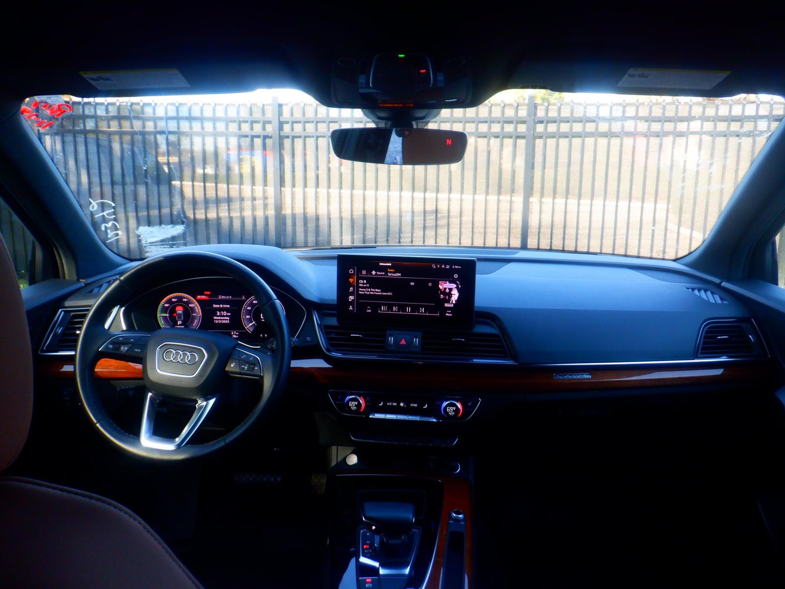 2022 Audi Q5 e Plug-In Hybrid S line Premium AWD