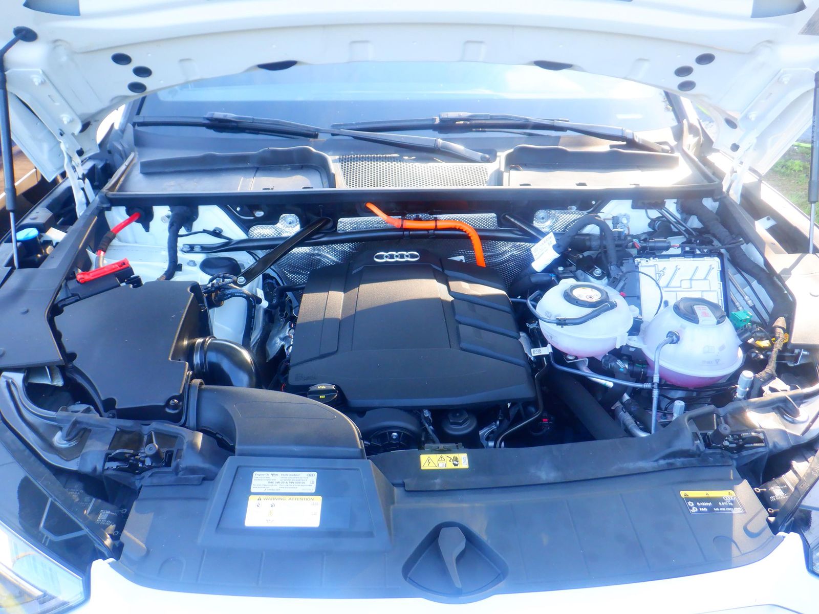 2022 Audi Q5 e Plug-In Hybrid S line Premium AWD