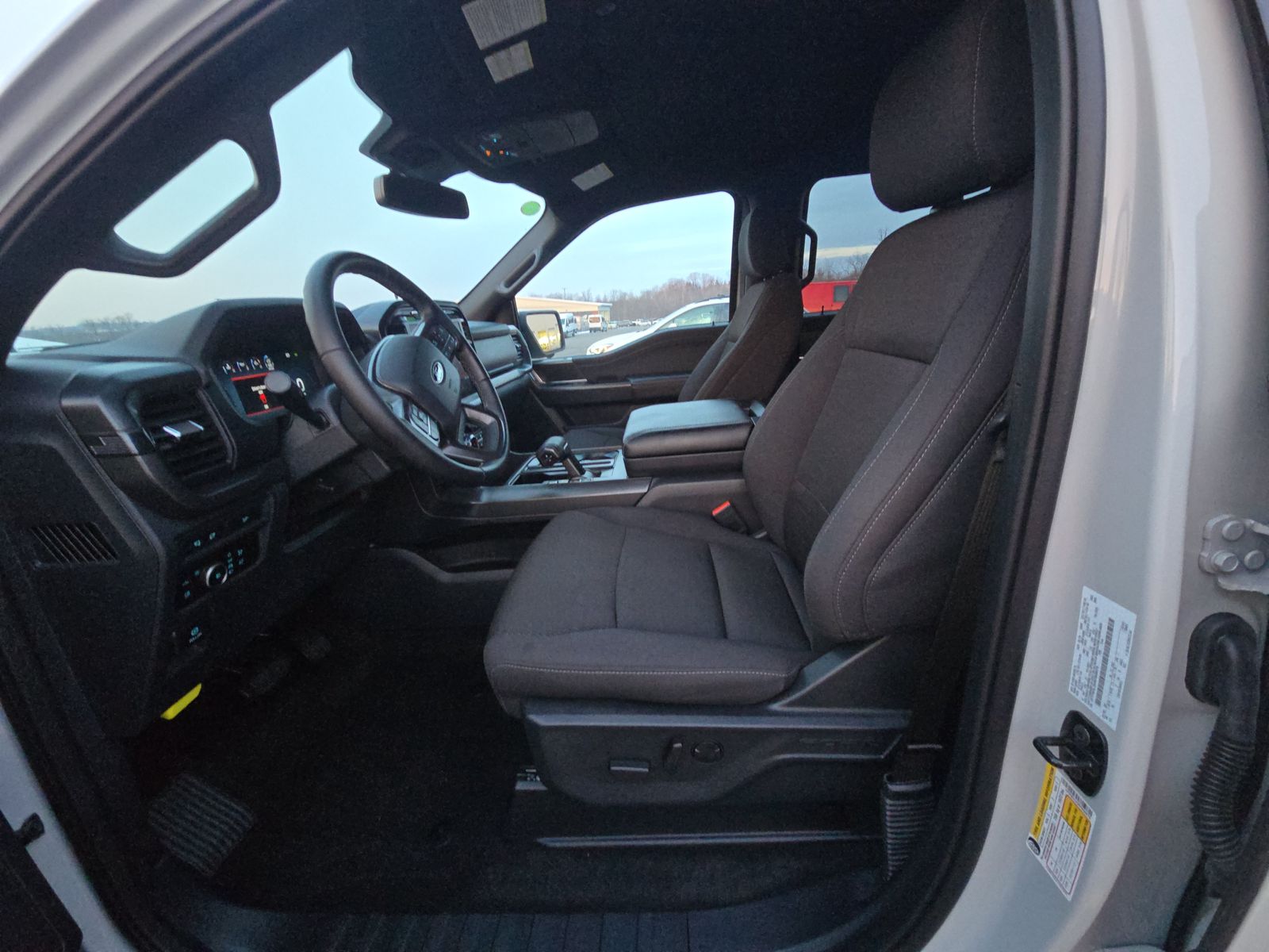 2024 Ford F-150 Hybrid XLT AWD