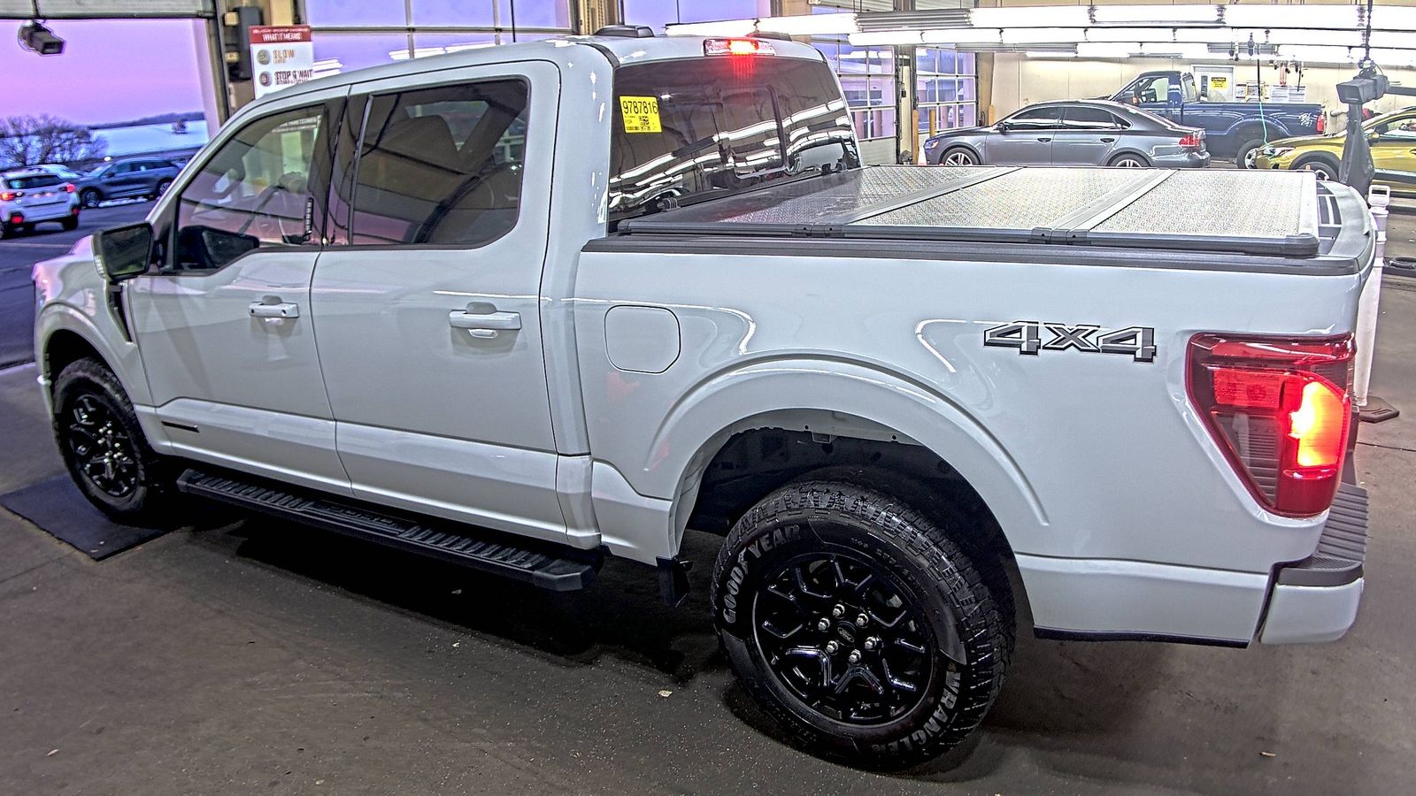 2024 Ford F-150 Hybrid XLT AWD