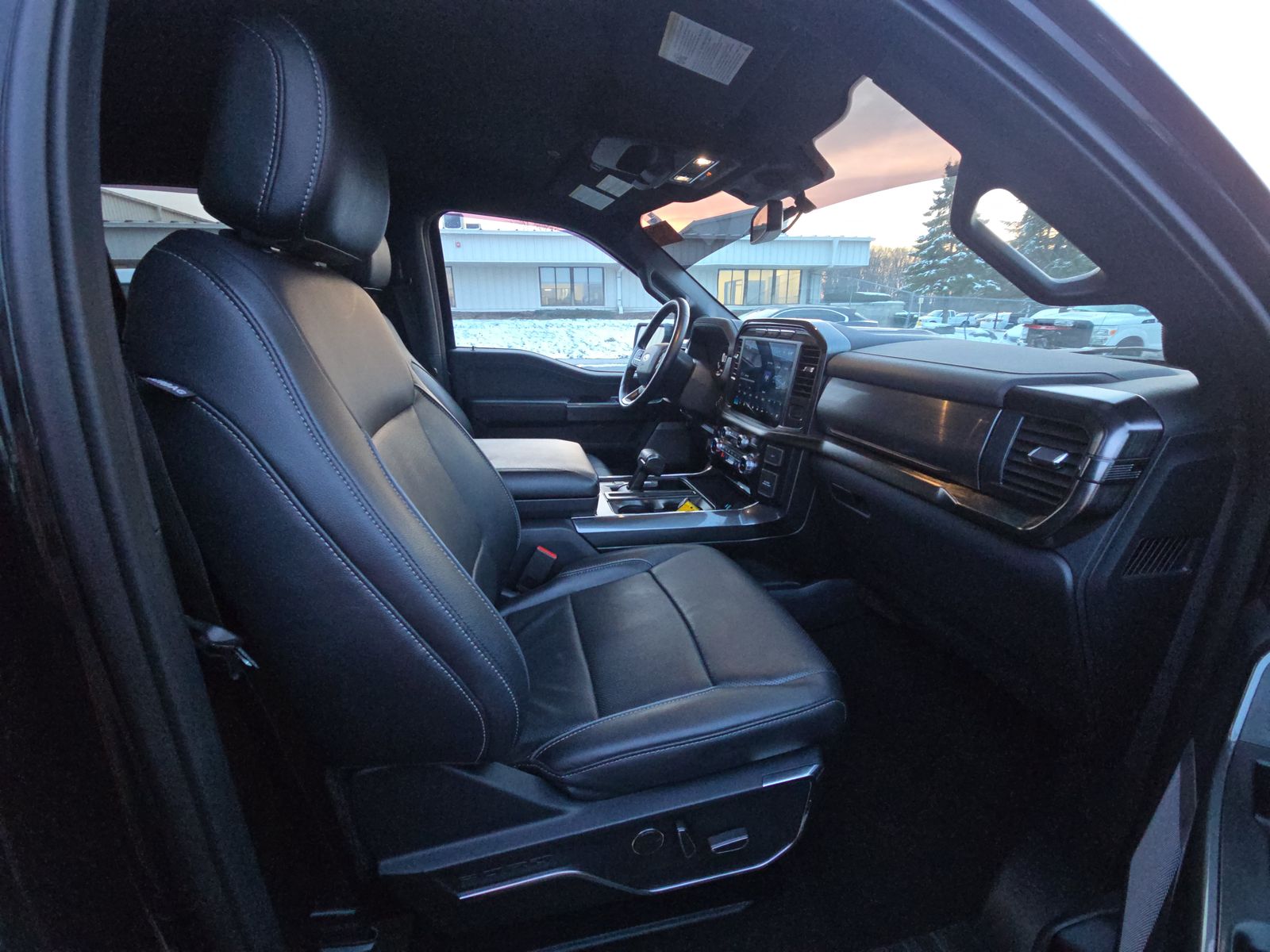 2023 Ford F-150 Lariat AWD