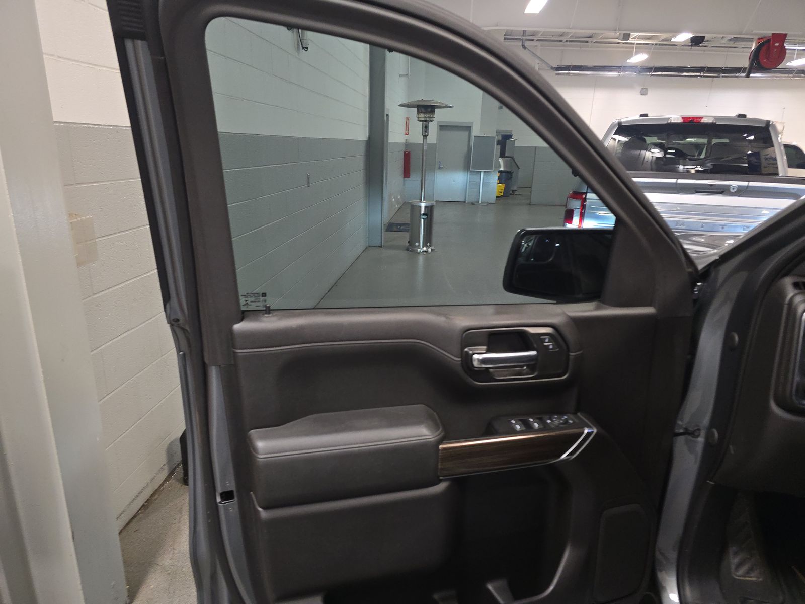 2020 Chevrolet Silverado 1500 LT RWD