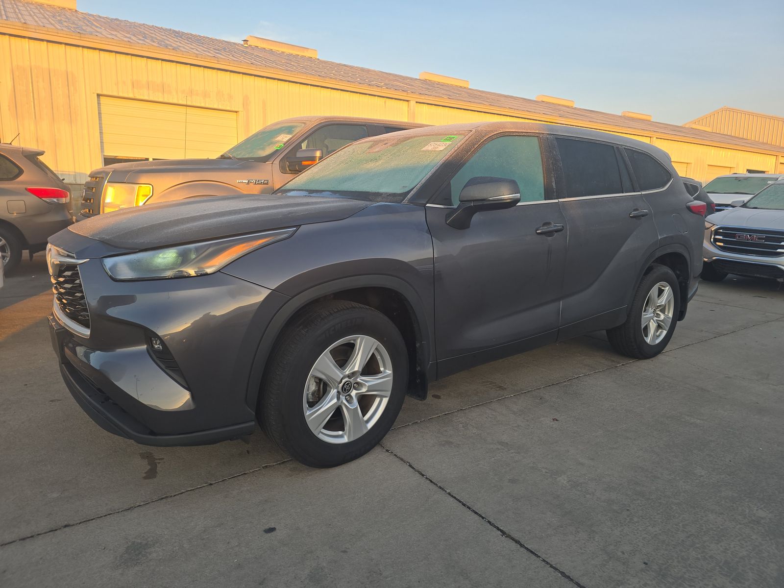 2024 Toyota Highlander LE AWD