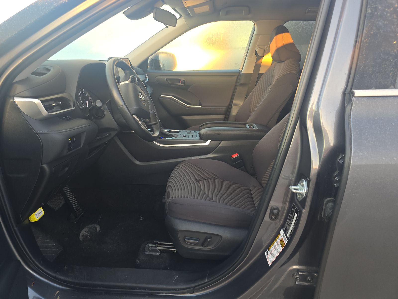 2024 Toyota Highlander LE AWD