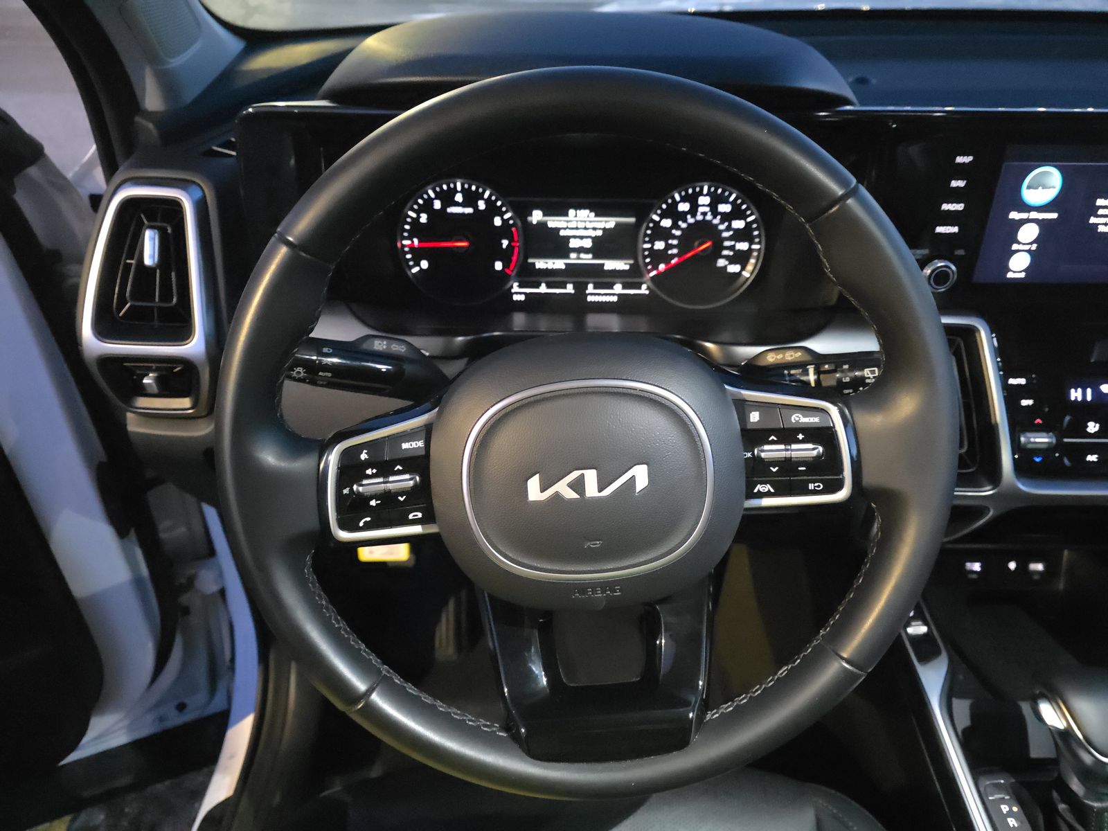 2023 Kia Sorento S FWD