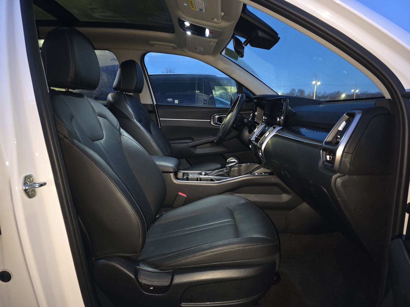 2023 Kia Sorento S FWD