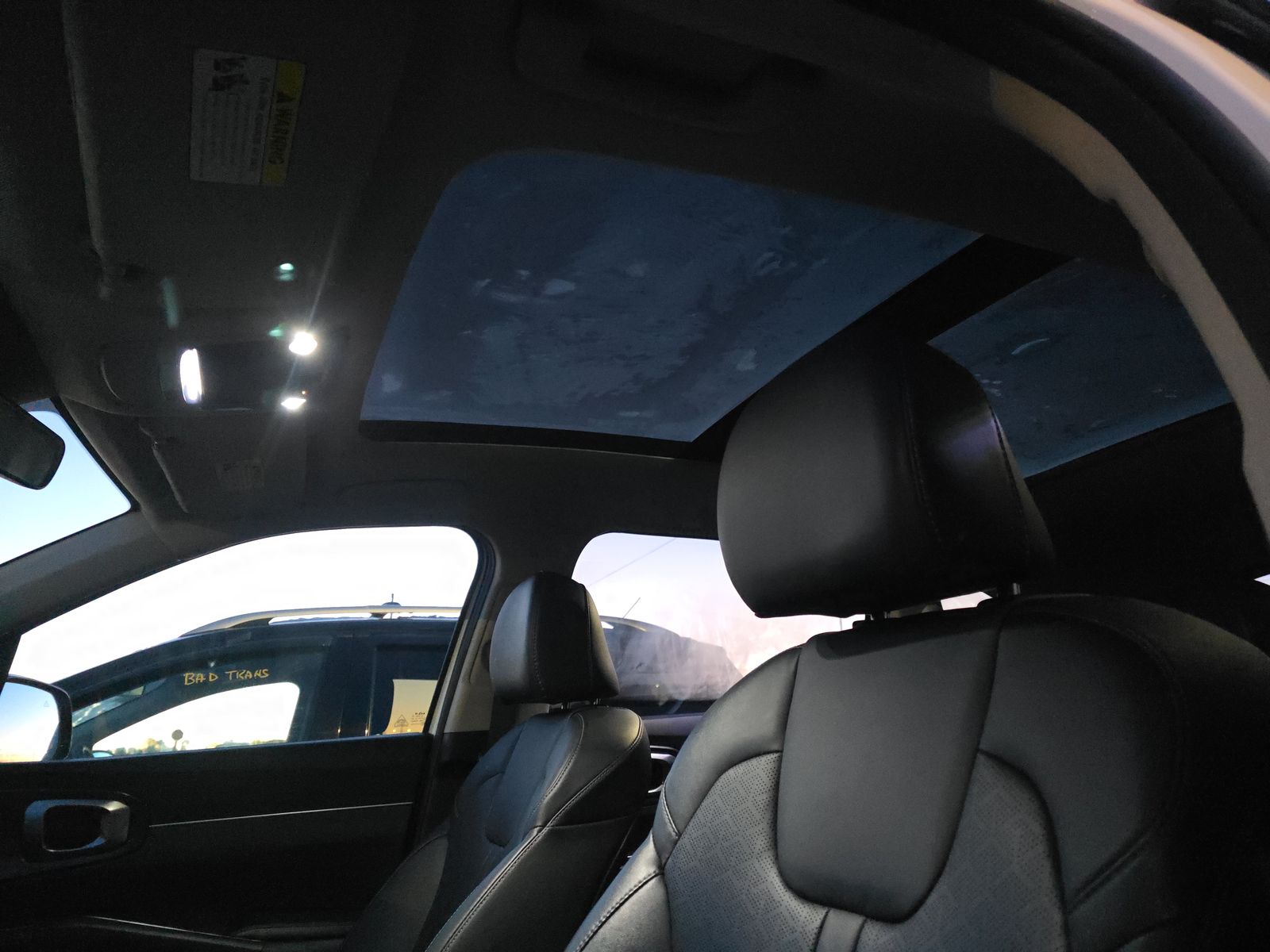 2023 Kia Sorento S FWD