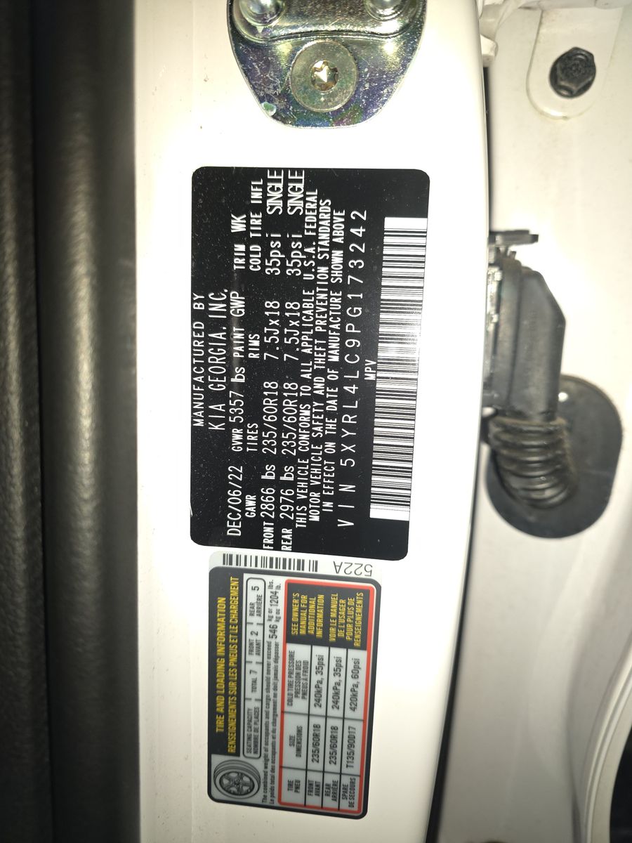 2023 Kia Sorento S FWD