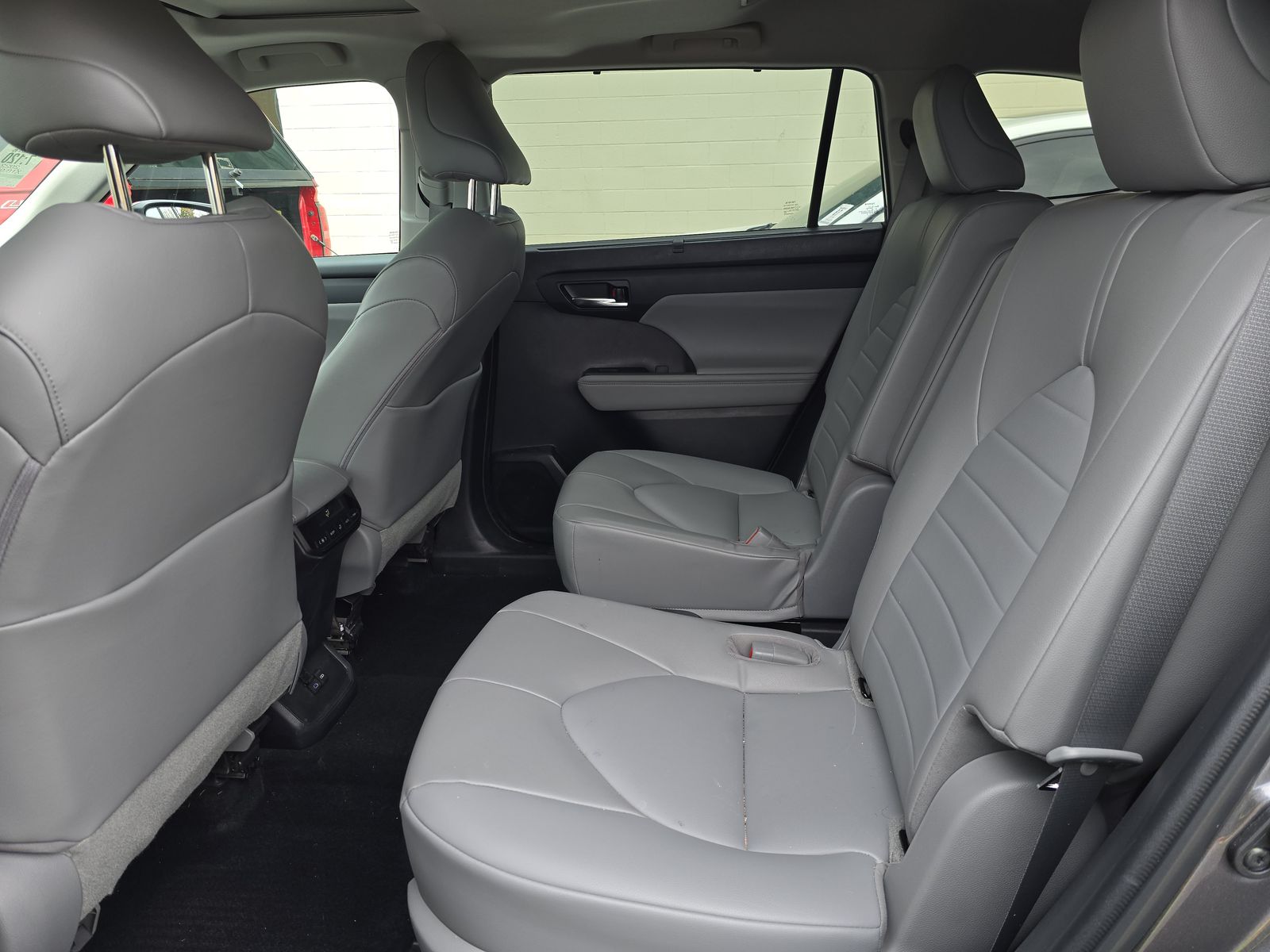 2022 Toyota Highlander XLE AWD