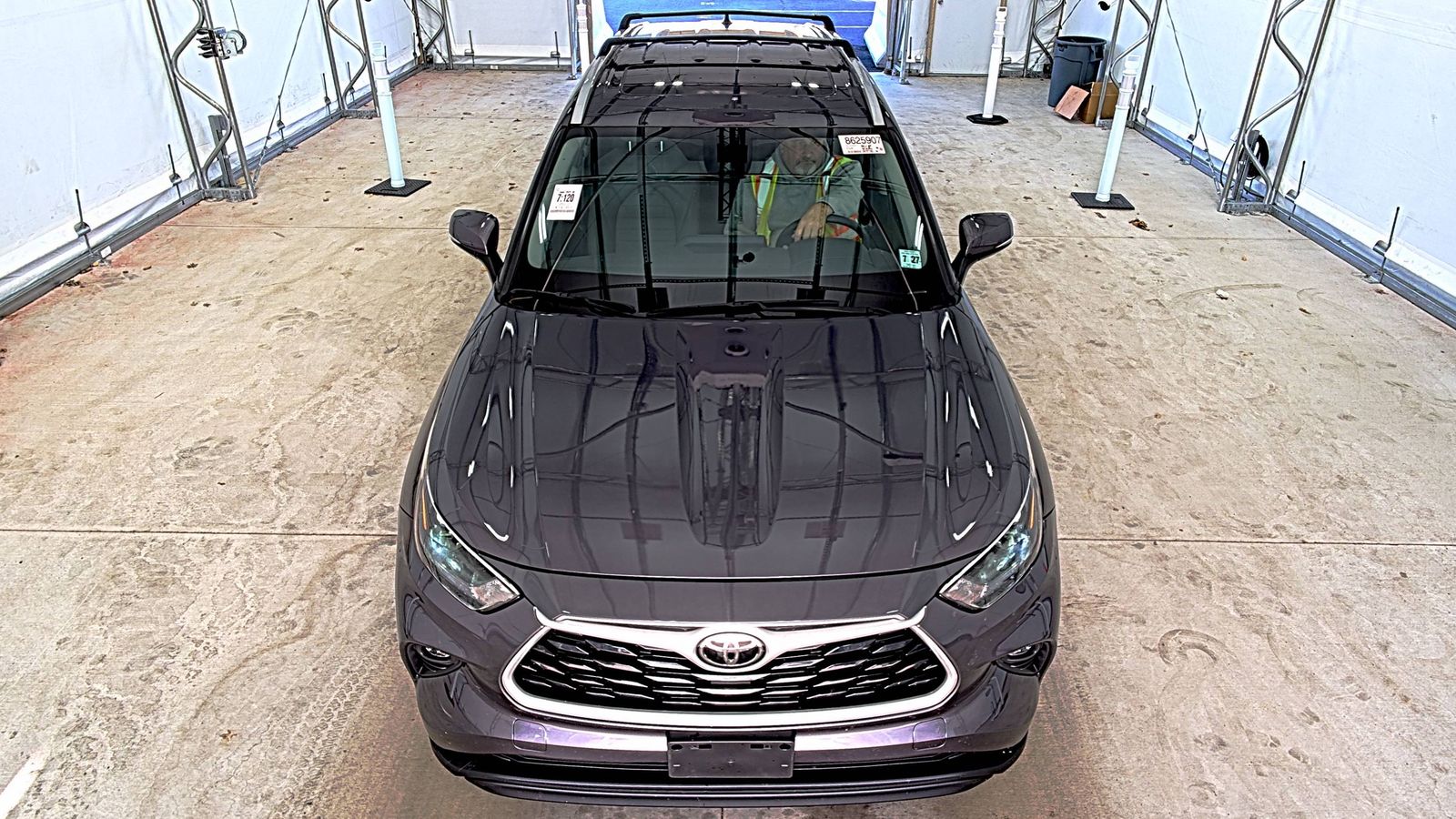 2022 Toyota Highlander XLE AWD