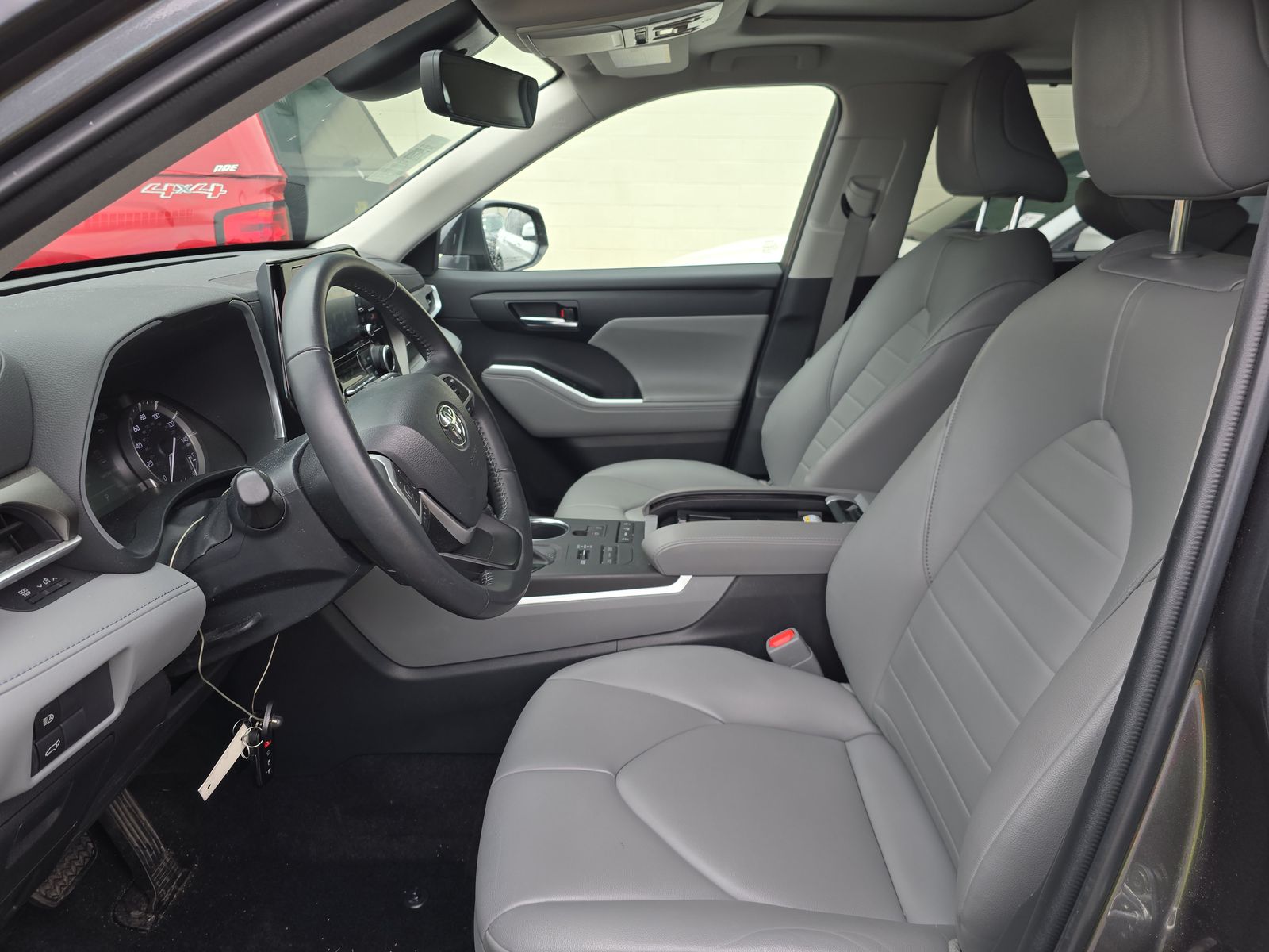 2022 Toyota Highlander XLE AWD