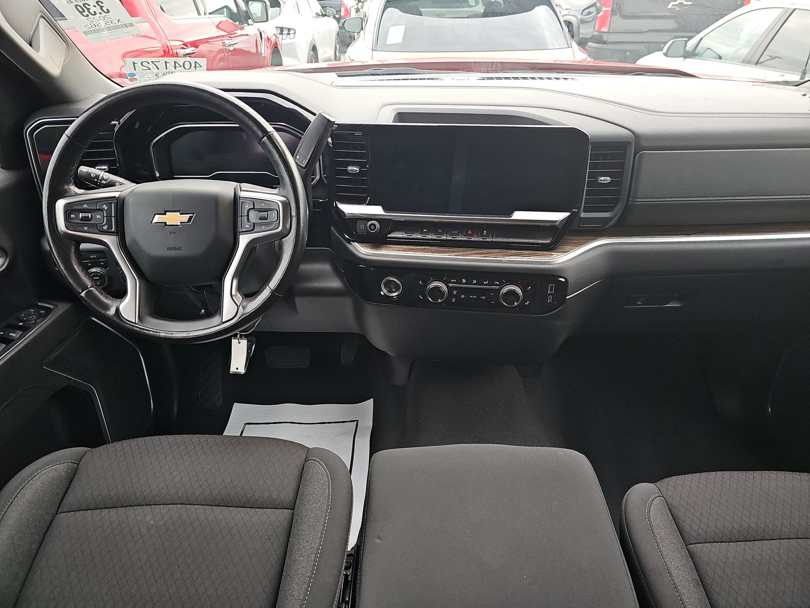 2022 Chevrolet Silverado 1500 LT AWD