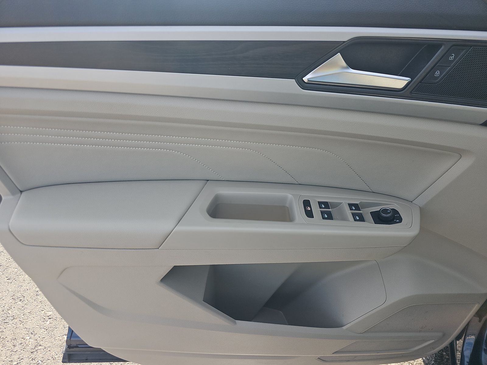 2022 Volkswagen Atlas 2.0T SE FWD