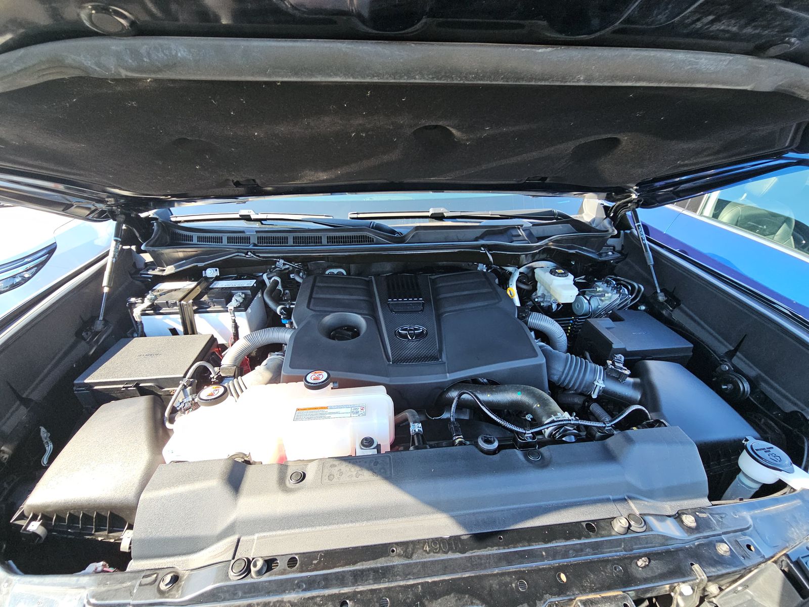 2023 Toyota Tundra SR5 AWD