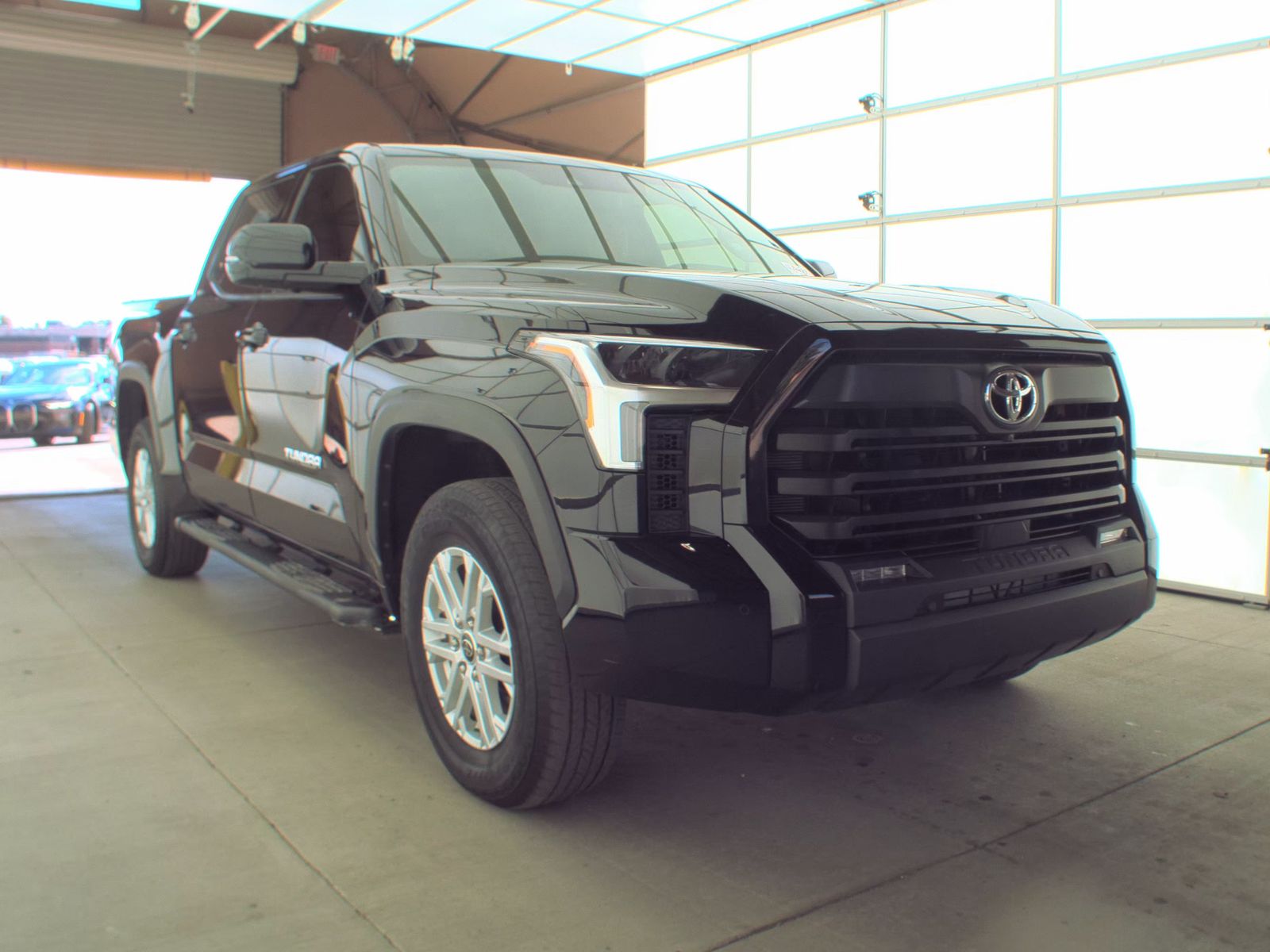 2023 Toyota Tundra SR5 AWD