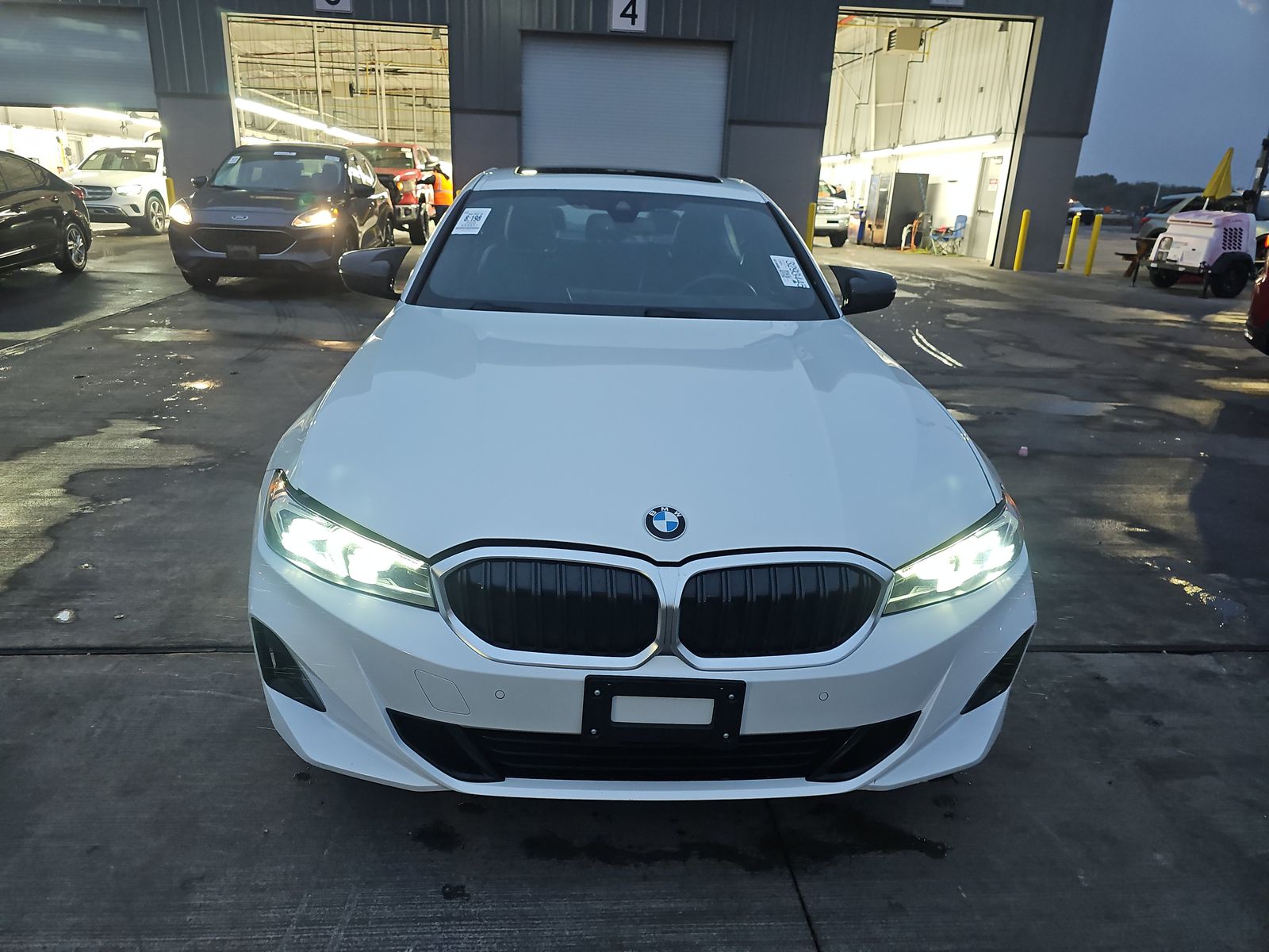 2023 BMW 3 Series 330i xDrive AWD