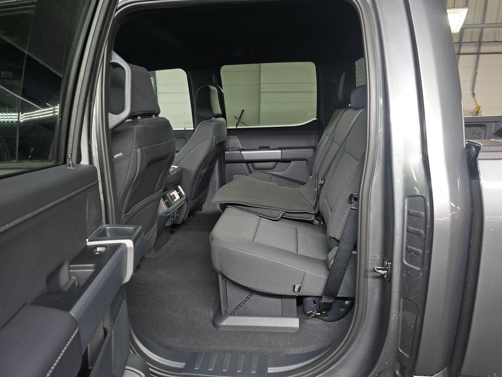 2025 Ford F-150 Hybrid XLT AWD