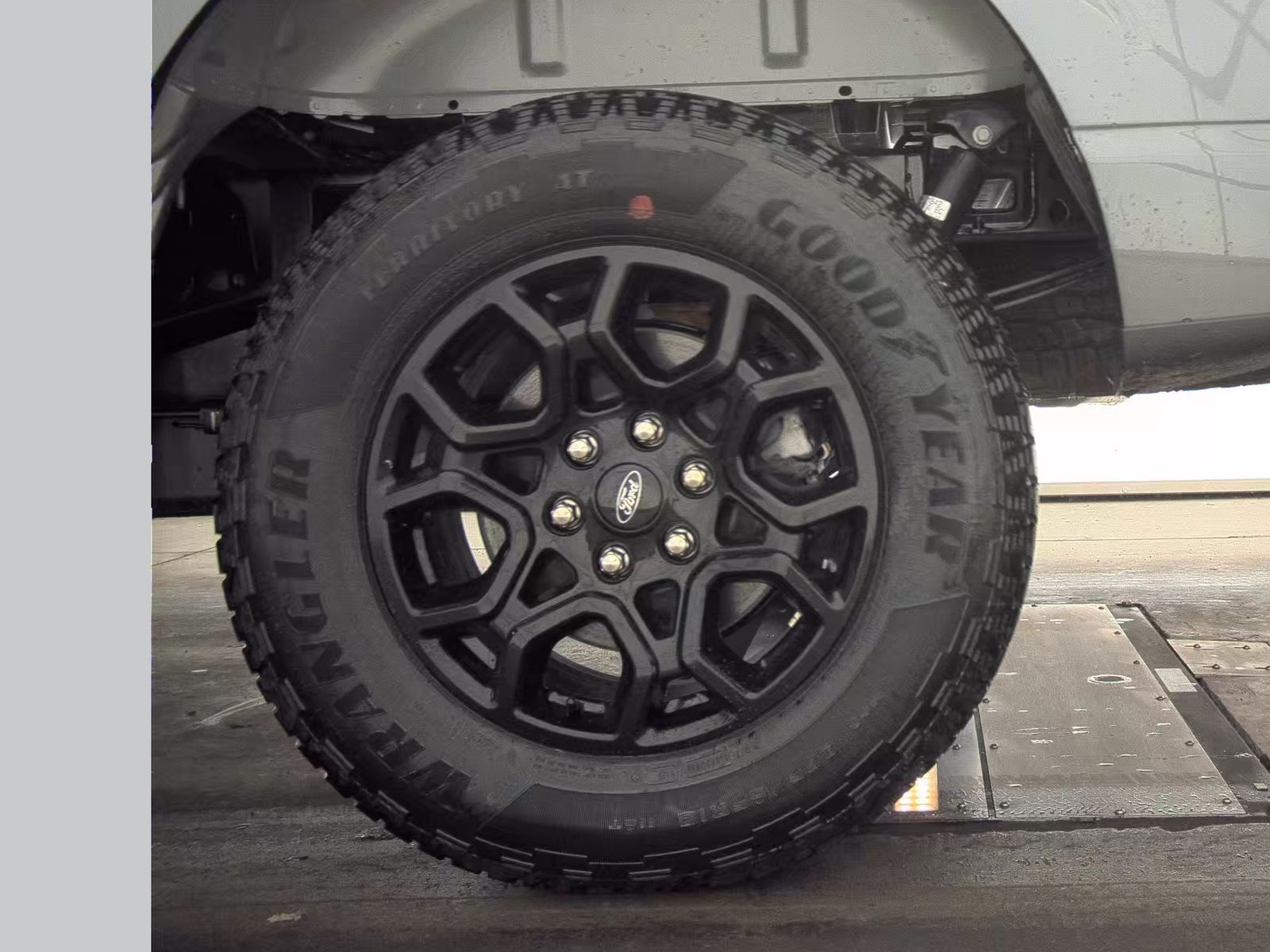 2025 Ford F-150 Hybrid XLT AWD