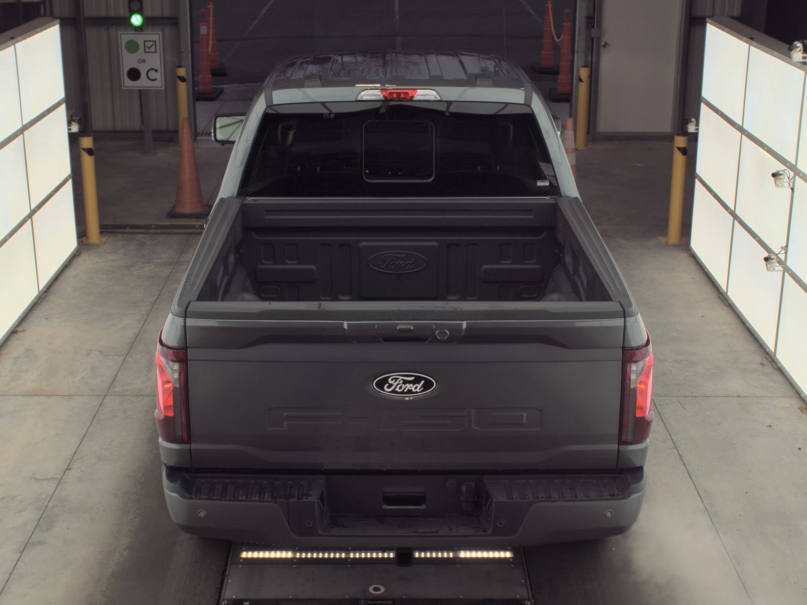 2025 Ford F-150 Hybrid XLT AWD