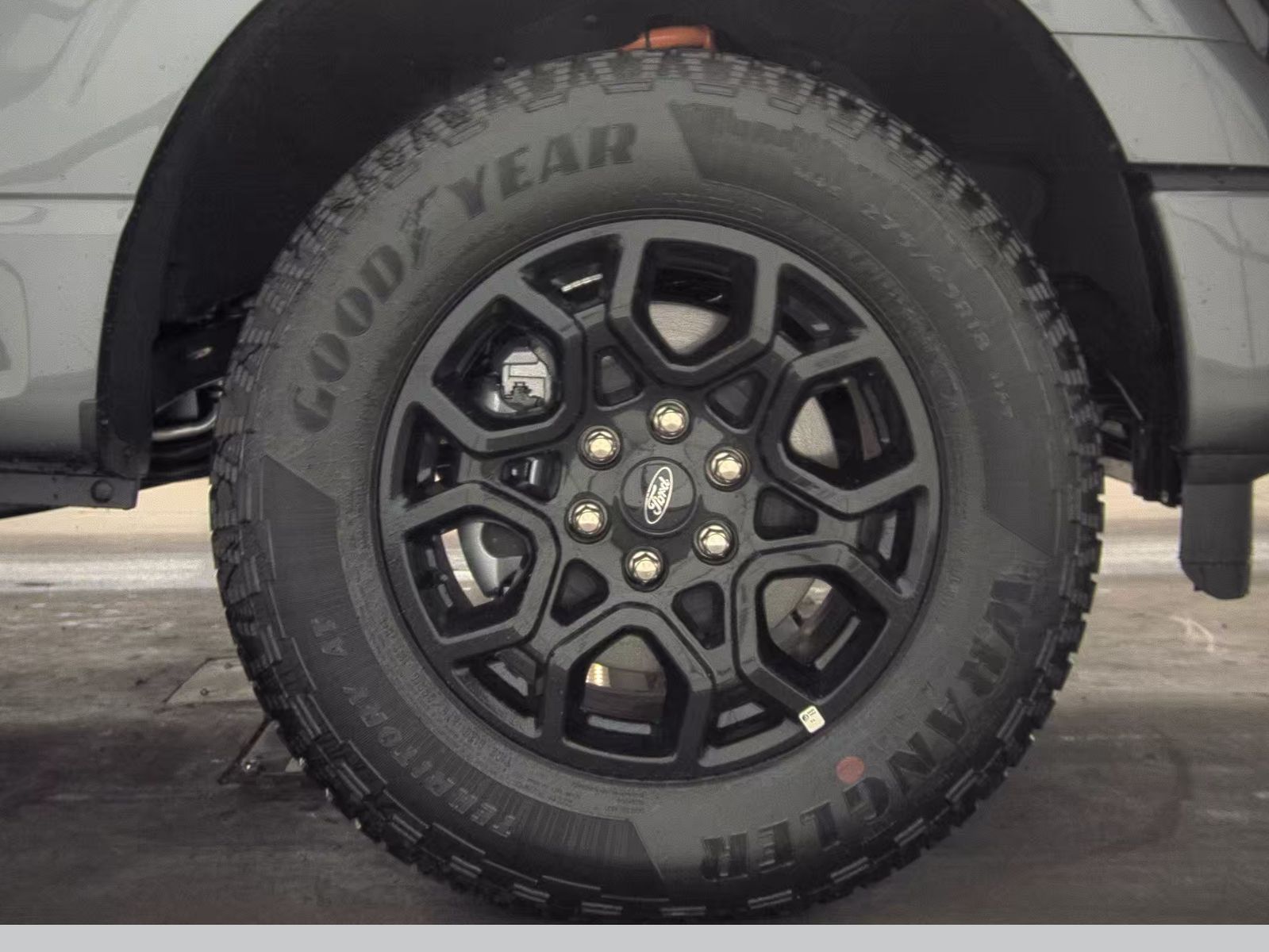 2025 Ford F-150 Hybrid XLT AWD