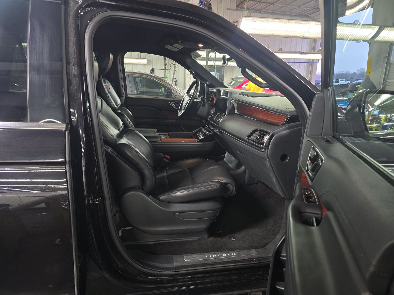 2024 Lincoln Navigator L Premiere AWD