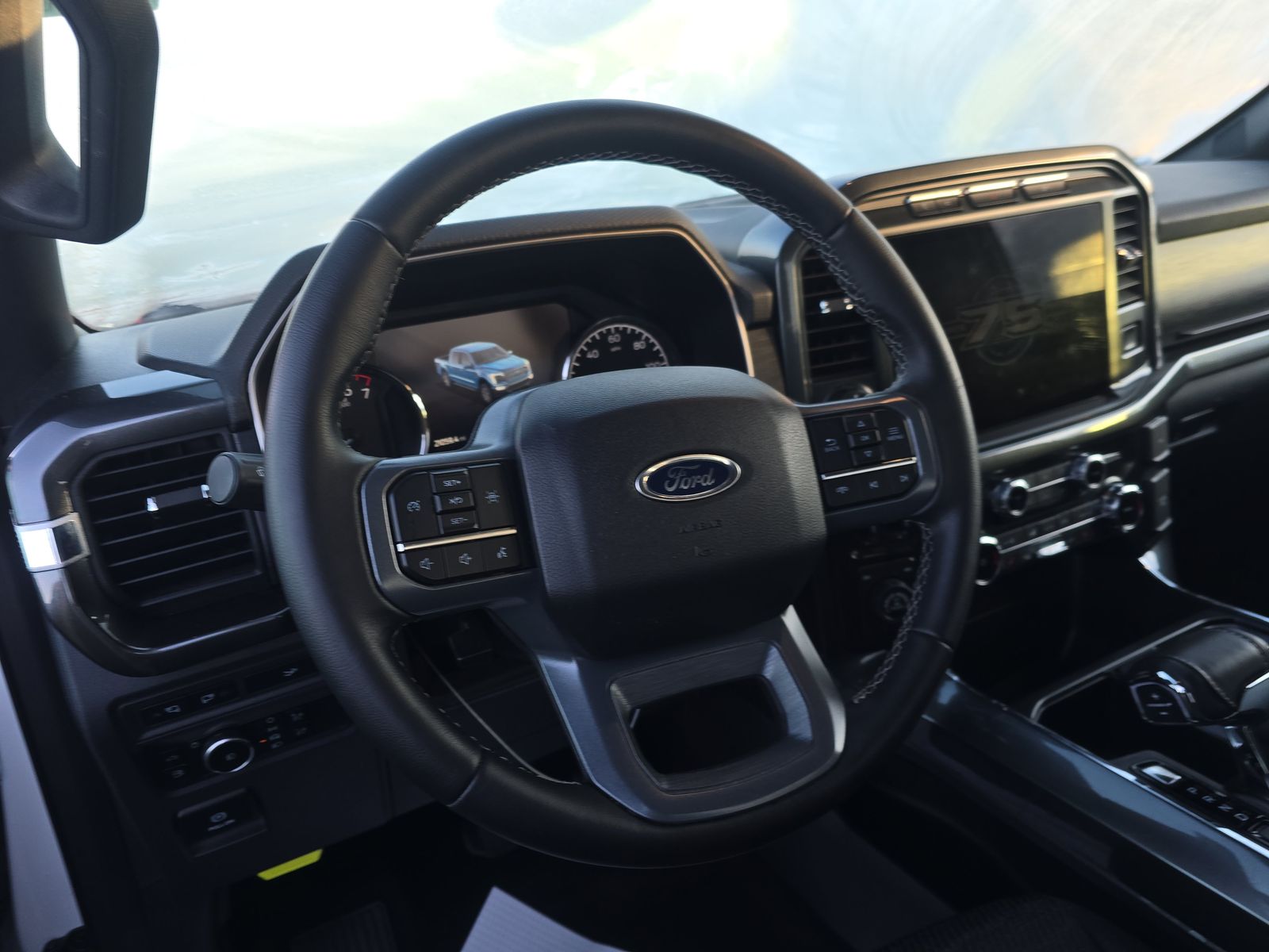 2023 Ford F-150 Hybrid XLT AWD