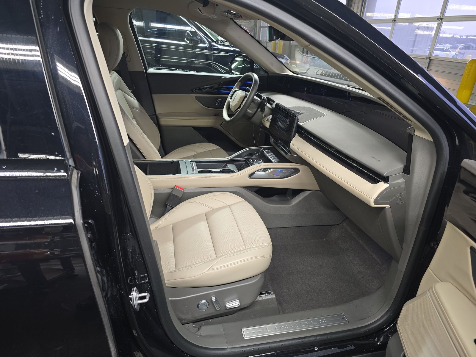 2025 Lincoln Nautilus Premiere AWD