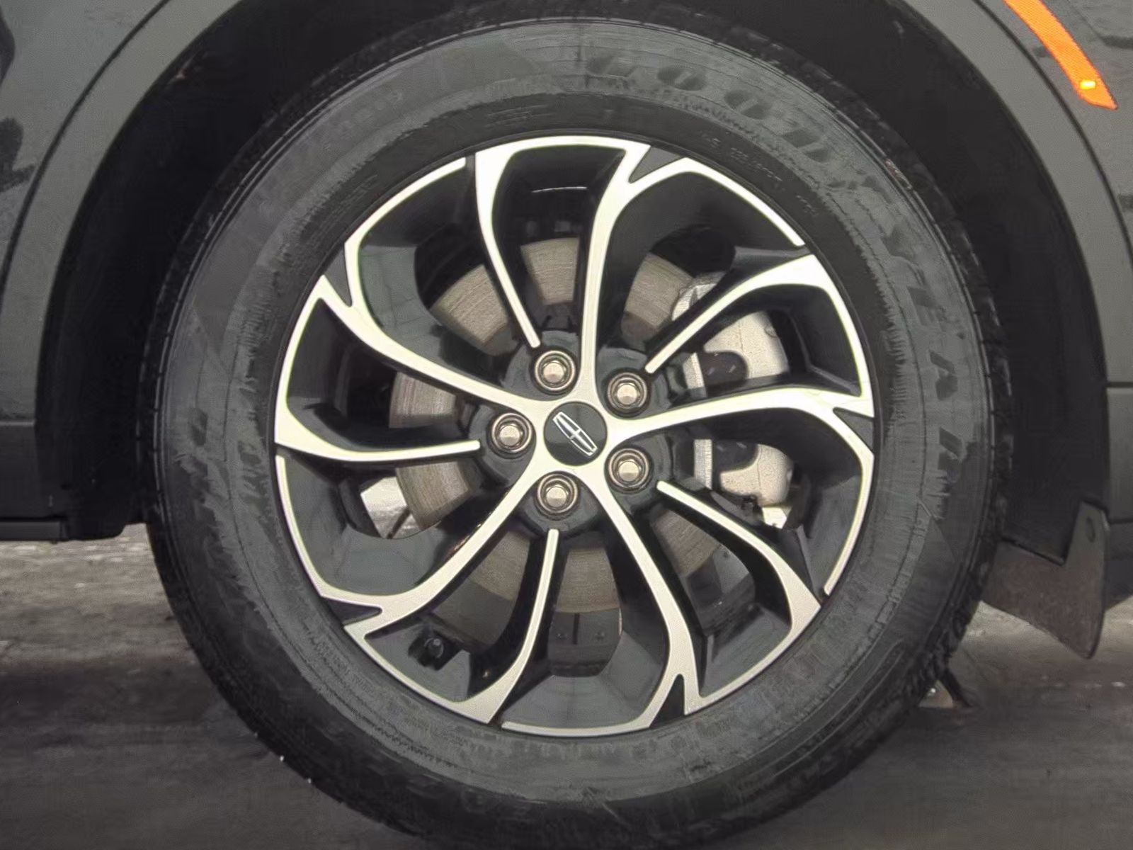 2025 Lincoln Nautilus Premiere AWD