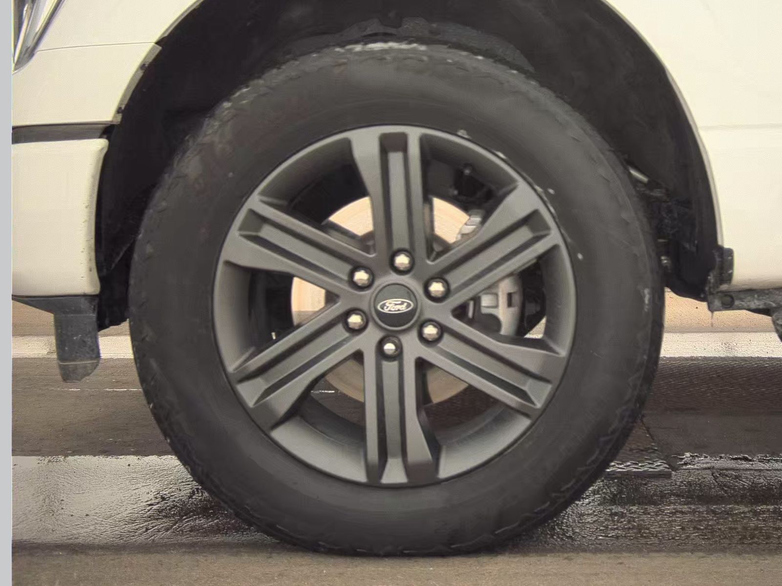 2023 Ford F-150 Hybrid XLT AWD