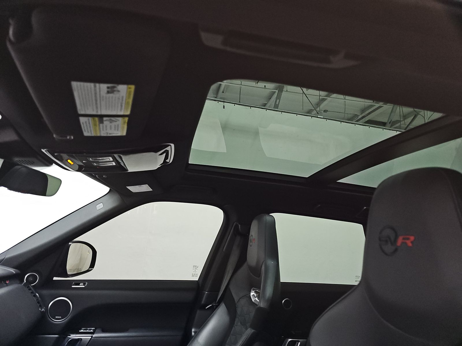 2022 Land Rover Range Rover Sport SVR Carbon Edition AWD